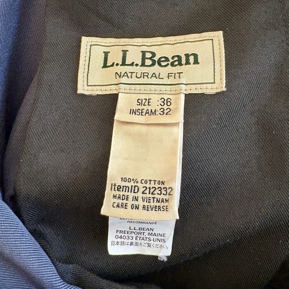 L.L. Bean Pants Men's Wrinkle-Free Chinos Natural Fit Plain Front Navy 36x32 - Picture 8 of 10
